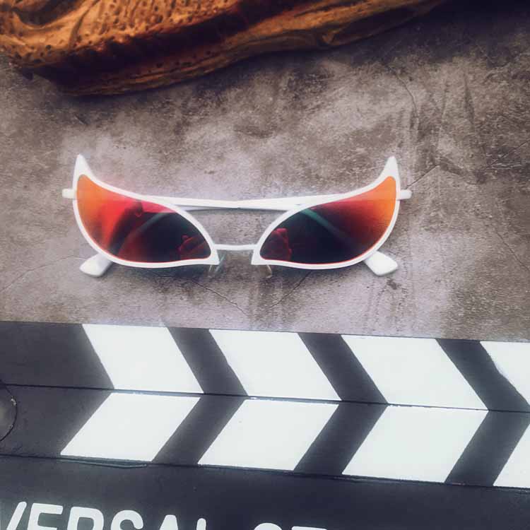 One piece Donquixote Doflamingo Joker Cosplay Glasses orange sunglasses  eyeglasses Anime Props Daily 2017